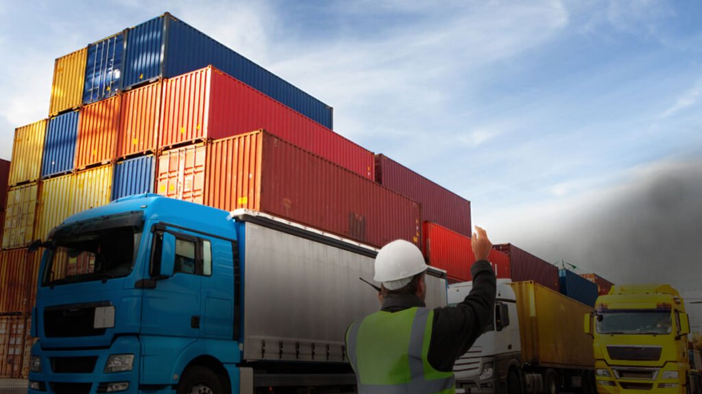 Freight Forwarder vs Ekspedisi