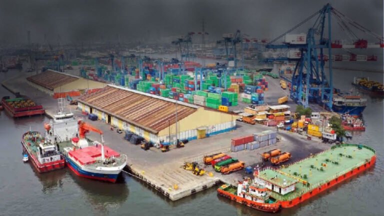 Peran Pelabuhan dalam Logistik